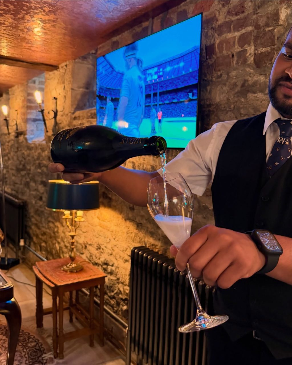 Instagram post from the_boat_club. This post is in position 6.