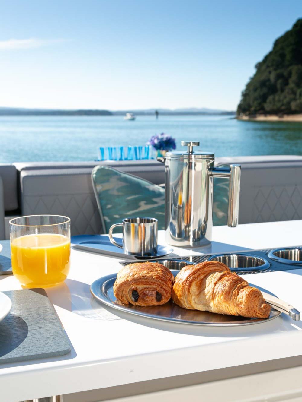 Instagram post from the_boat_club. This post is in position 4.